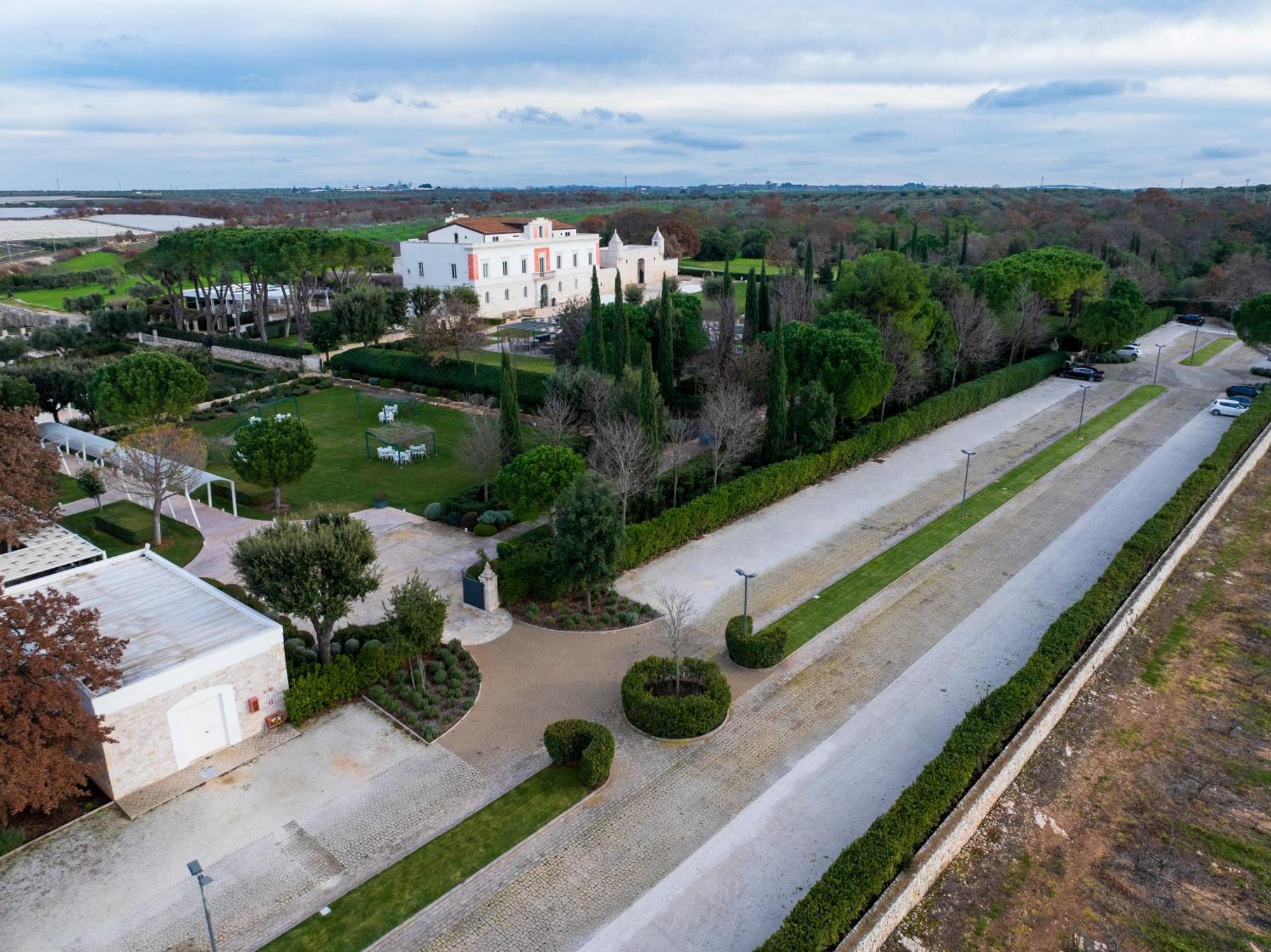 Hotel Relais Il Santissimo Turi Esterno foto
